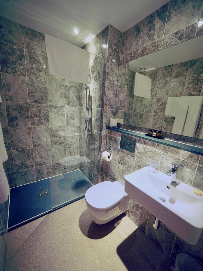 Atlantic House Hotel บู๊ด ภายนอก รูปภาพ