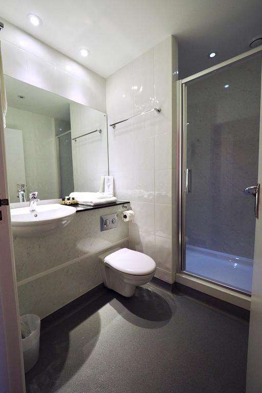 Atlantic House Hotel บู๊ด ภายนอก รูปภาพ